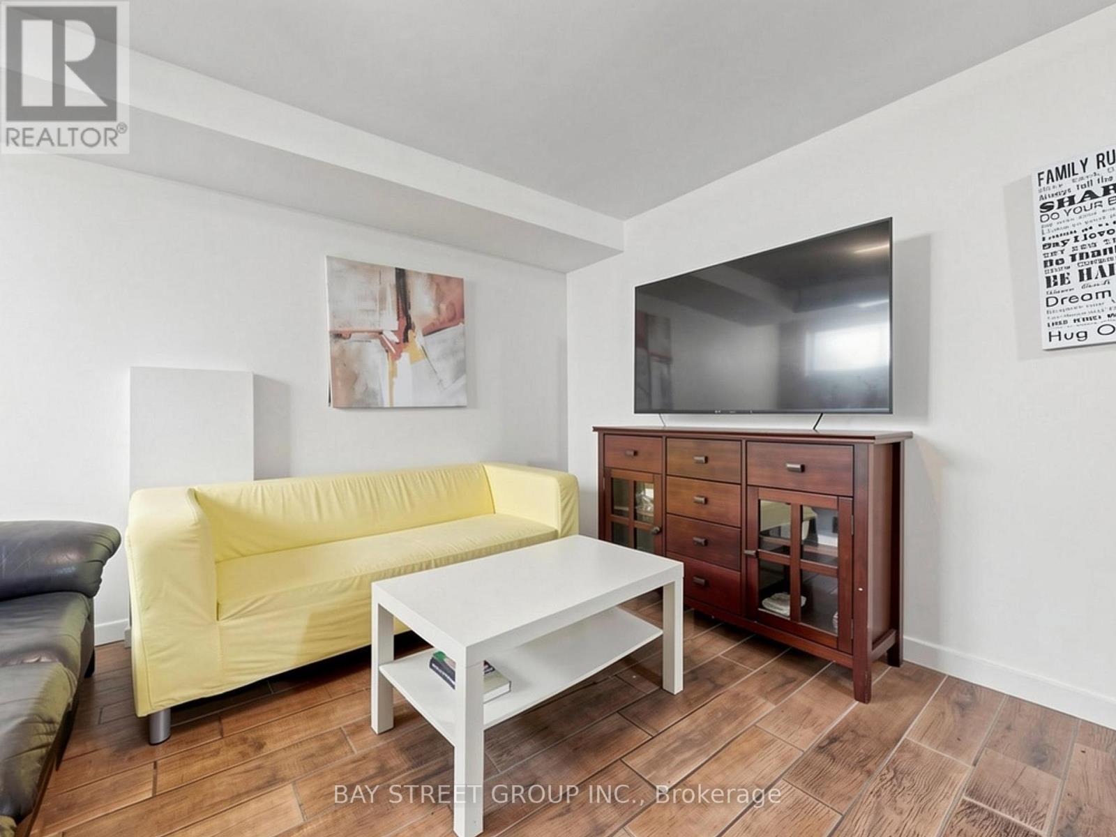 20 Edmonton Road Property Photo 6