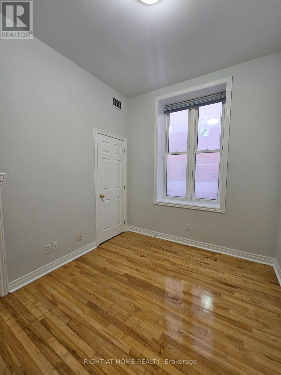 207 - 524 Yonge Street Property Photo 21