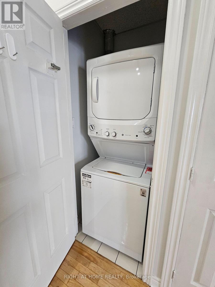 207 - 524 Yonge Street Property Photo 26
