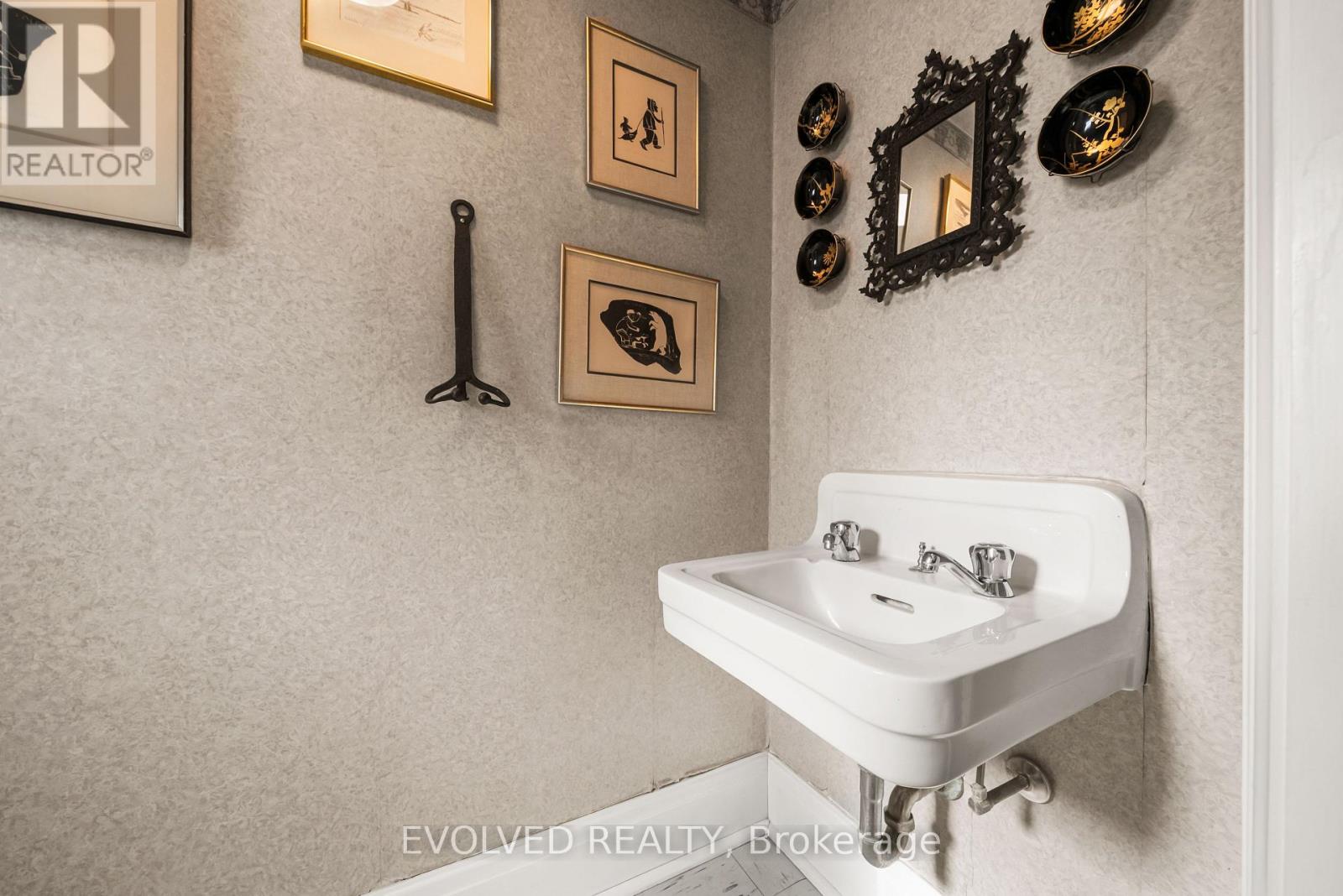 4 Dunloe Road Property Photo 18