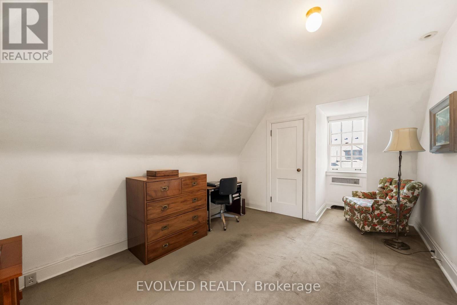 4 Dunloe Road Property Photo 36