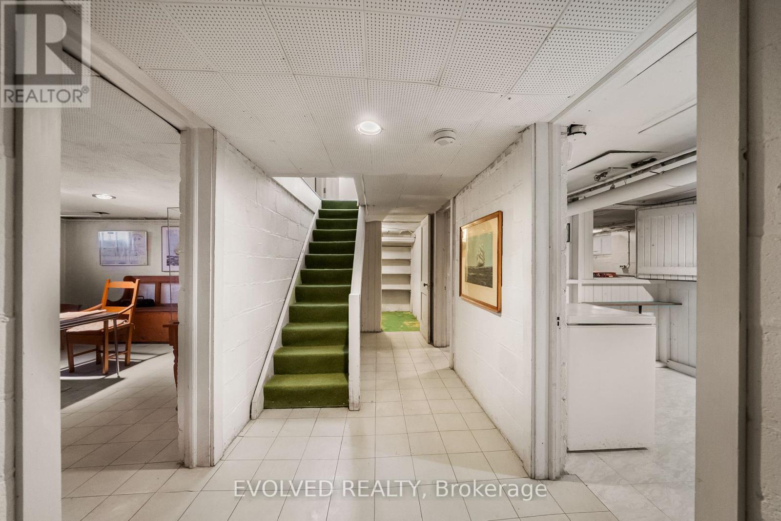 4 Dunloe Road Property Photo 44