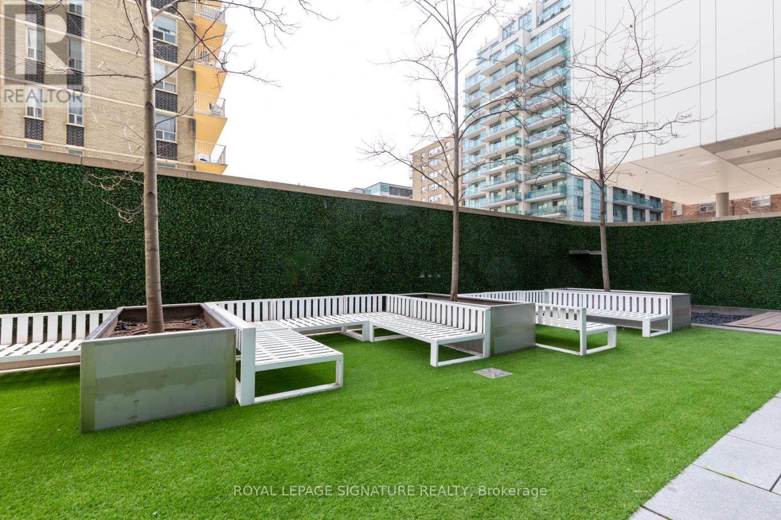 2805 - 185 Roehampton Avenue Property Photo 35
