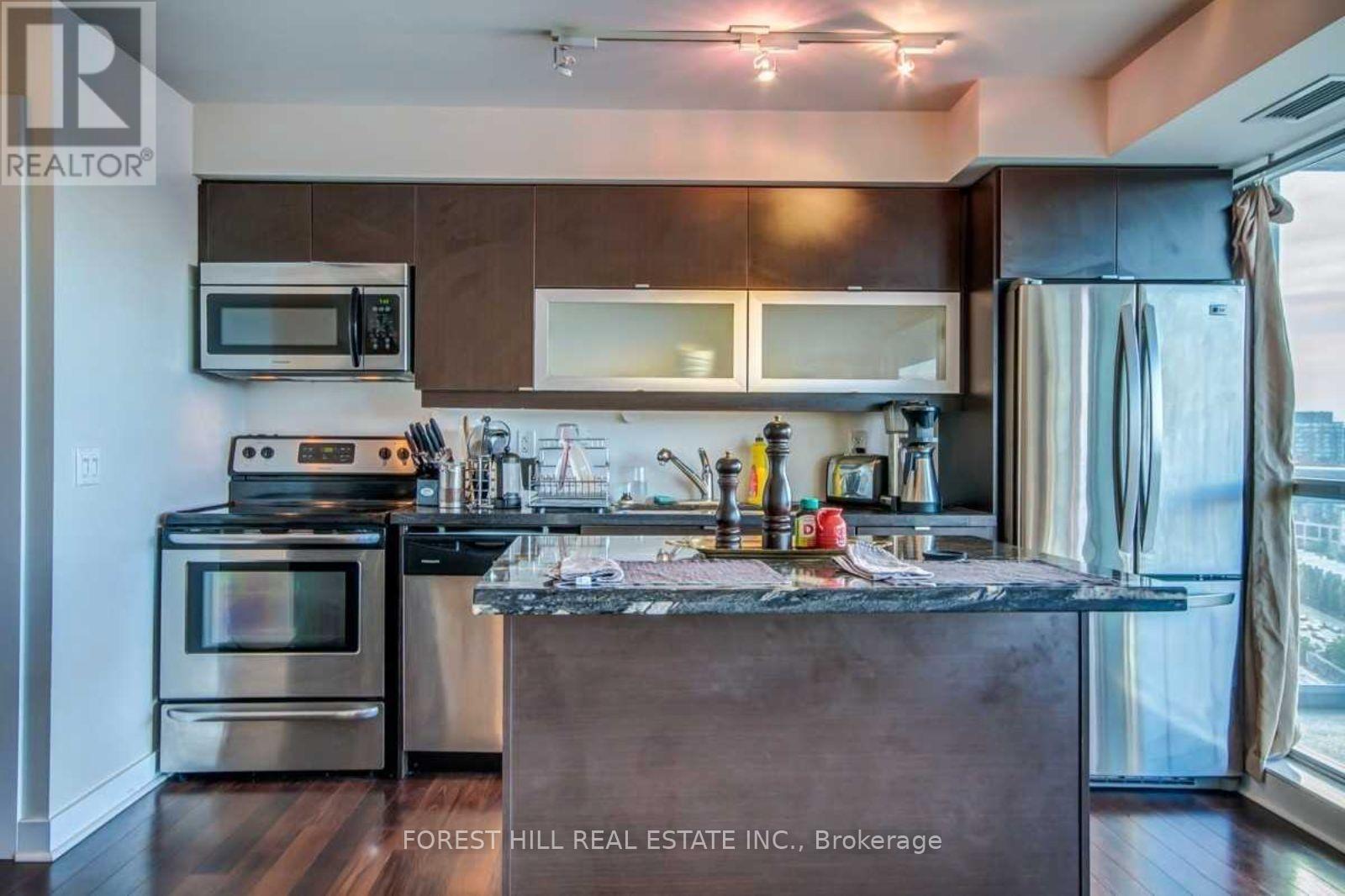 1808 - 100 Western Battery Road Property Photo 10