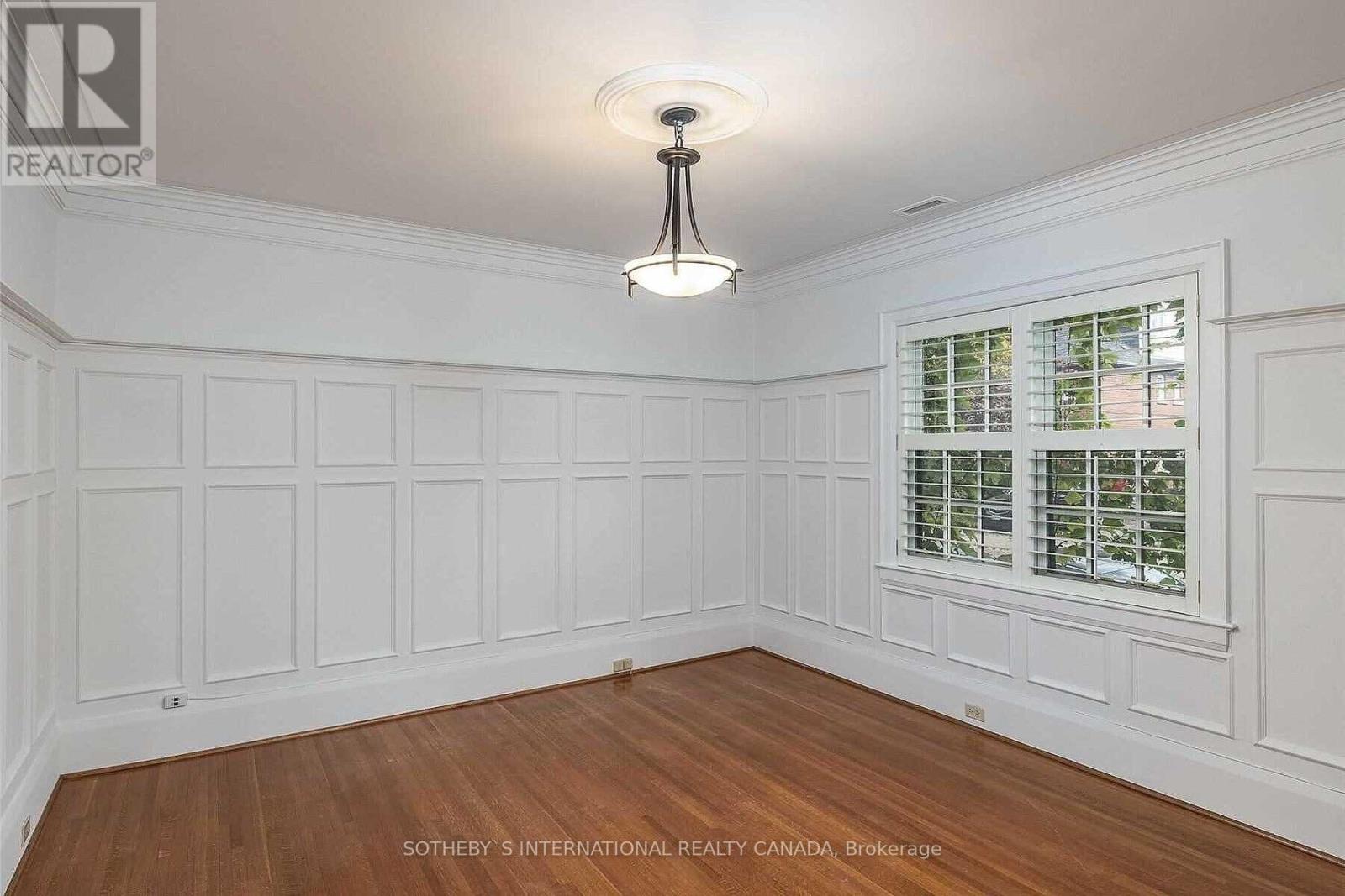 Main Fl - 130 Highbourne Road Property Photo 10