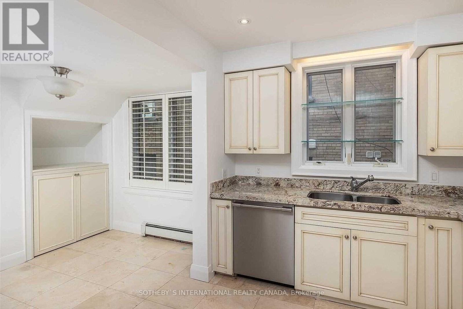 Main Fl - 130 Highbourne Road Property Photo 13