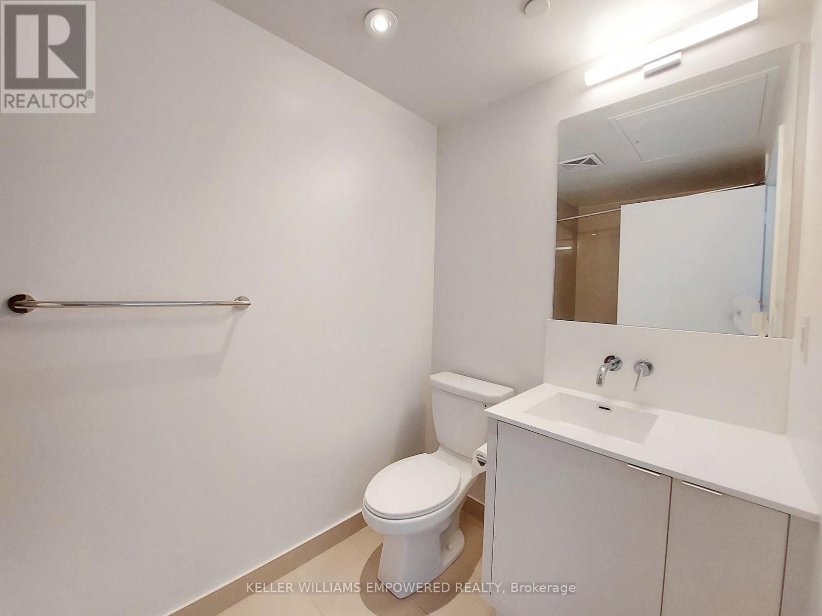 4406 - 100 Harbour Street Property Photo 11