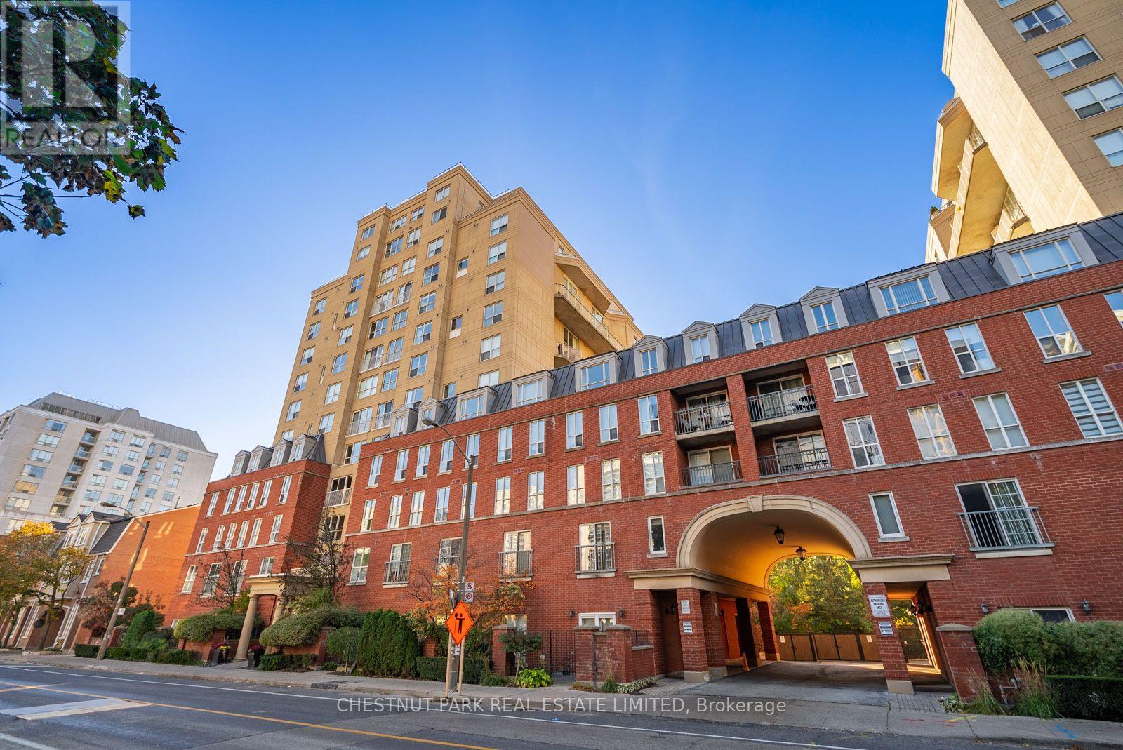 440 - 139 MERTON STREET Property Photo 1