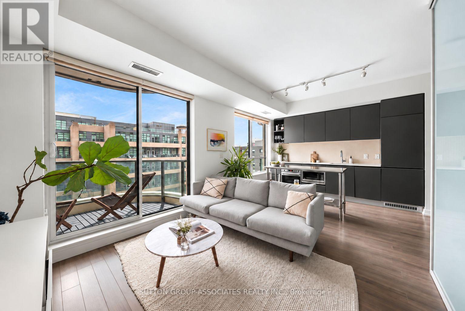 502 - 377 Madison Avenue Property Photo 7