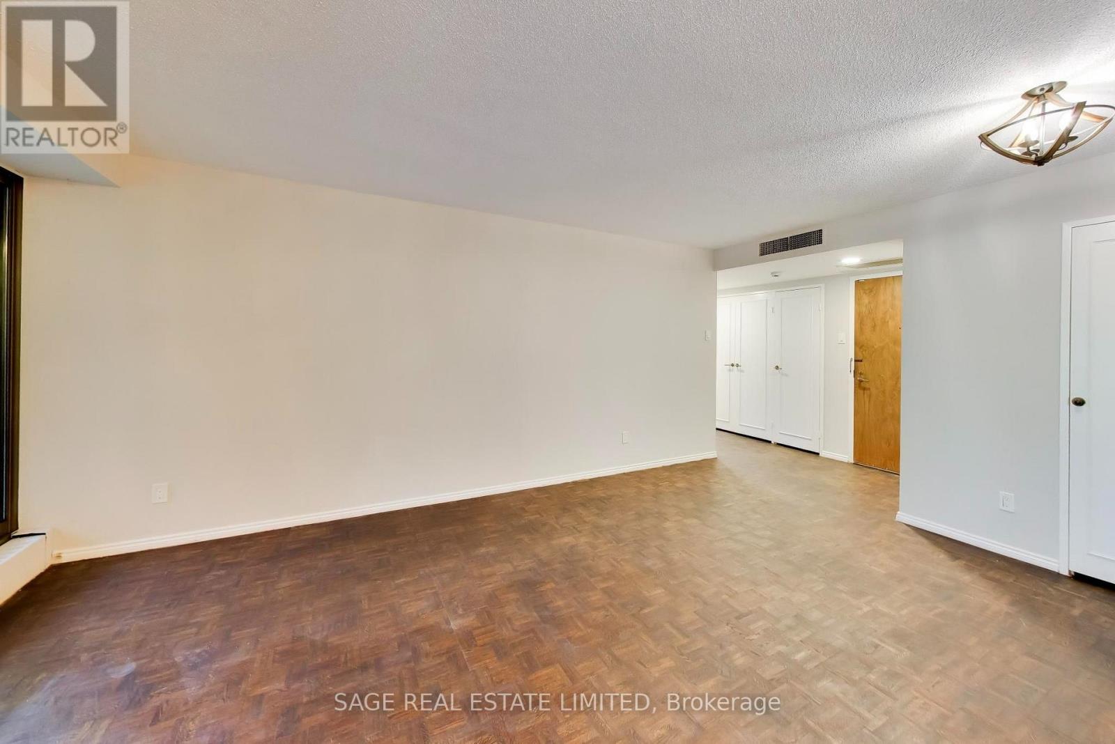 404 - 63 St Clair Avenue Property Photo 5