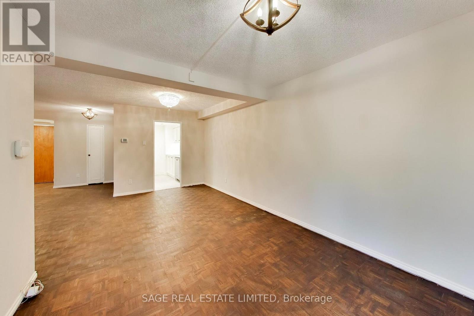 404 - 63 St Clair Avenue Property Photo 7