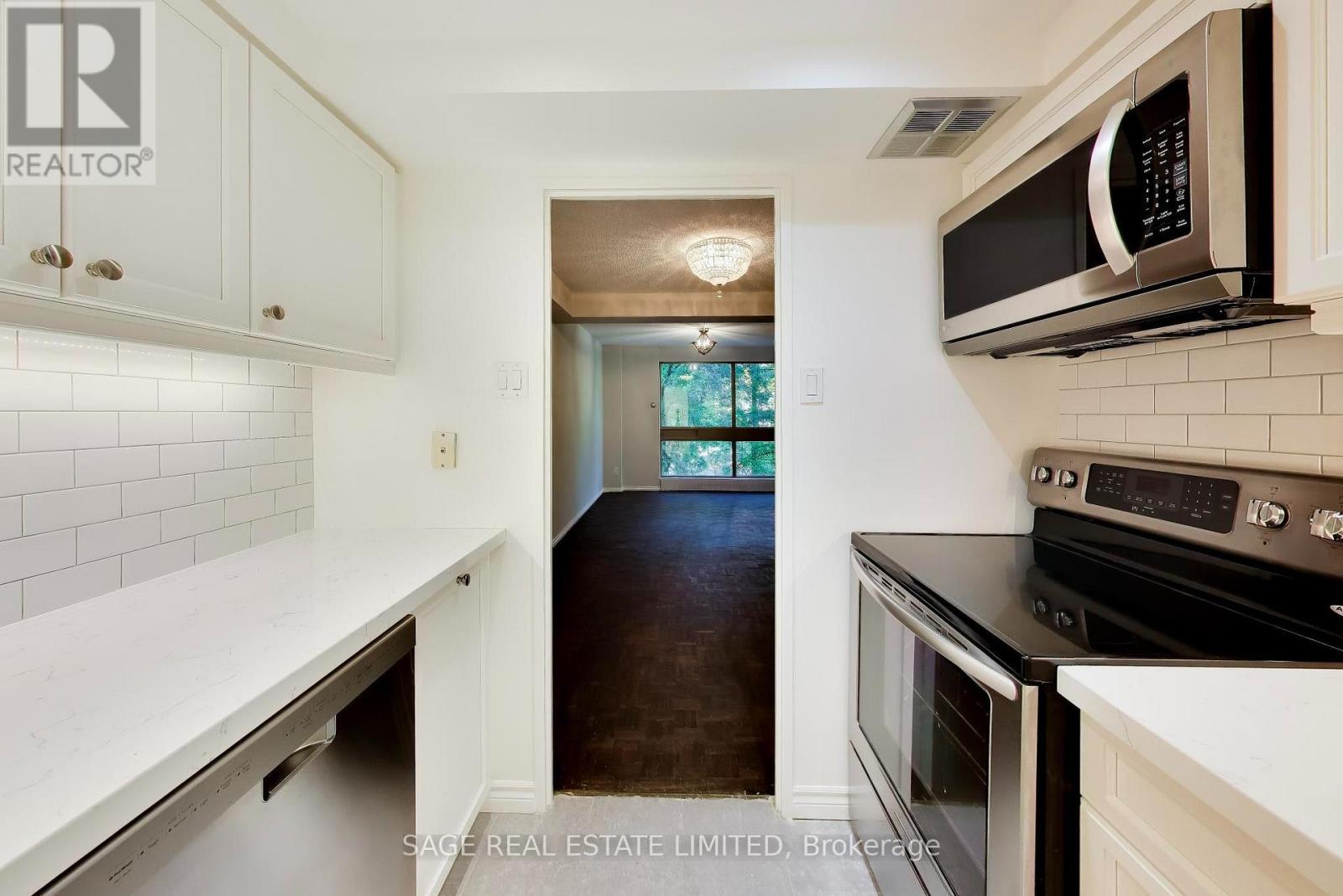 404 - 63 St Clair Avenue Property Photo 9