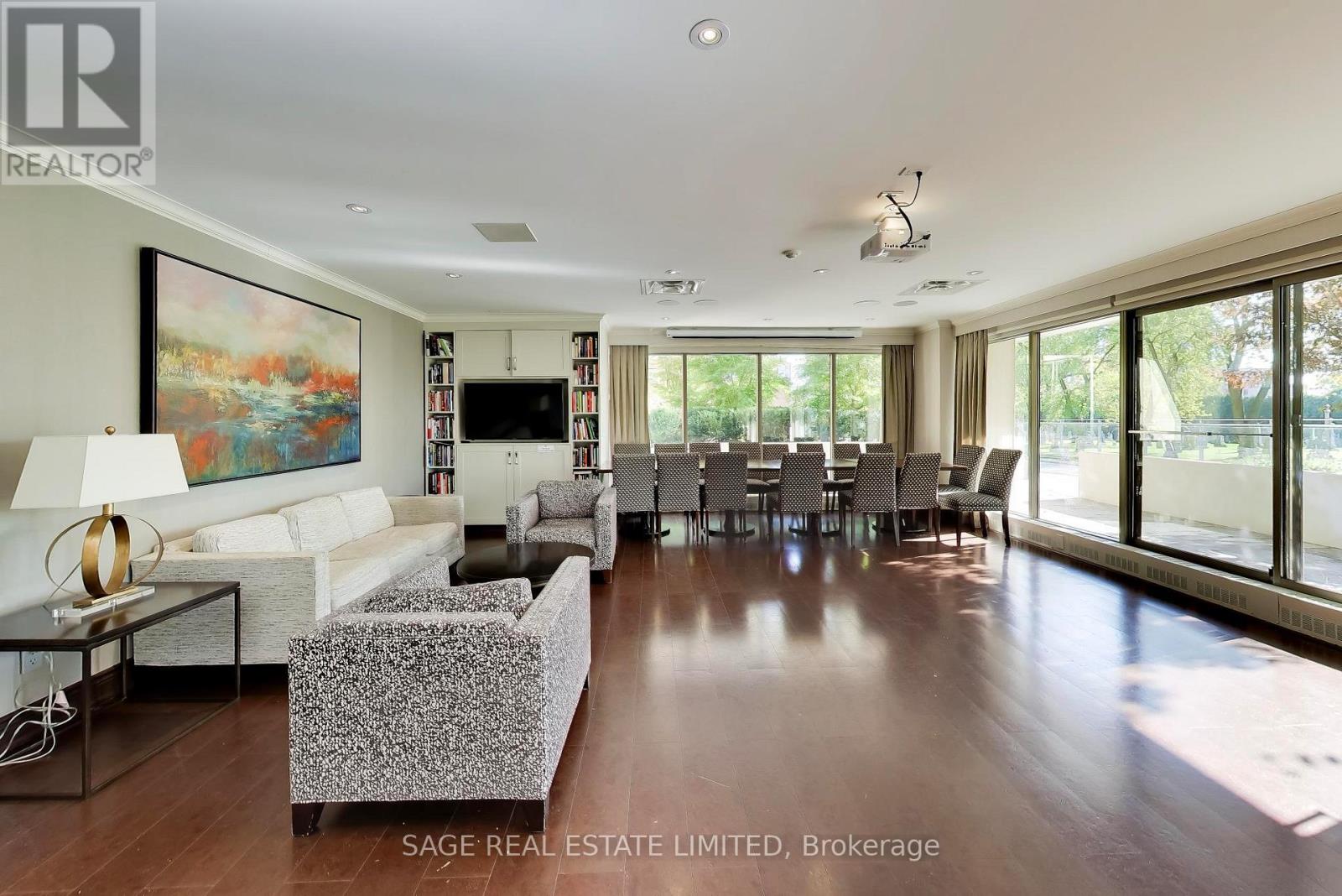 404 - 63 St Clair Avenue Property Photo 20