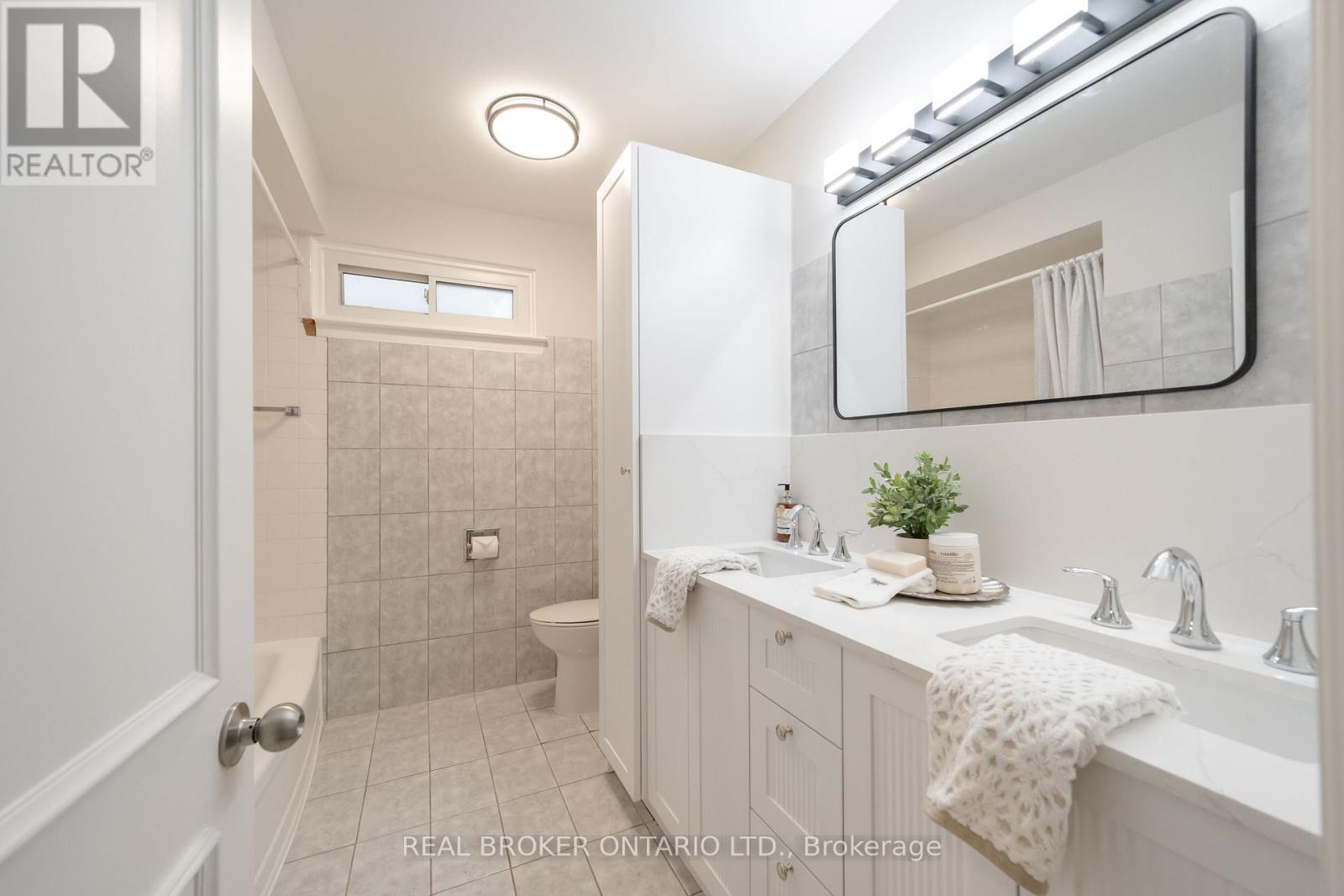 53 Kingslake Road Property Photo 19