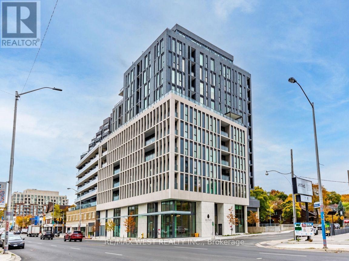 202 - 1 HILLSDALE AVENUE W Property Photo 1