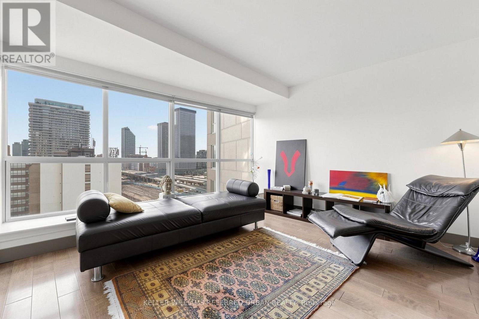 1416 - 25 The Esplanade Property Photo 9
