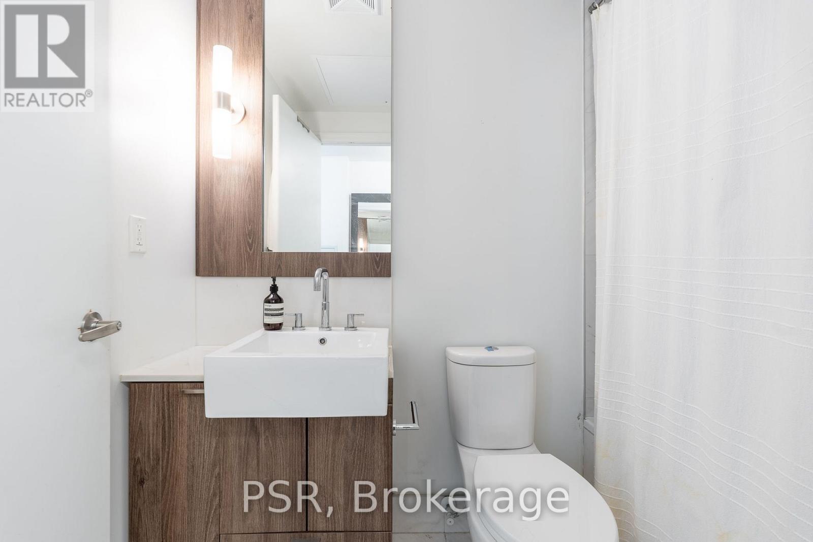 1202 - 88 Blue Jays Way Property Photo 23