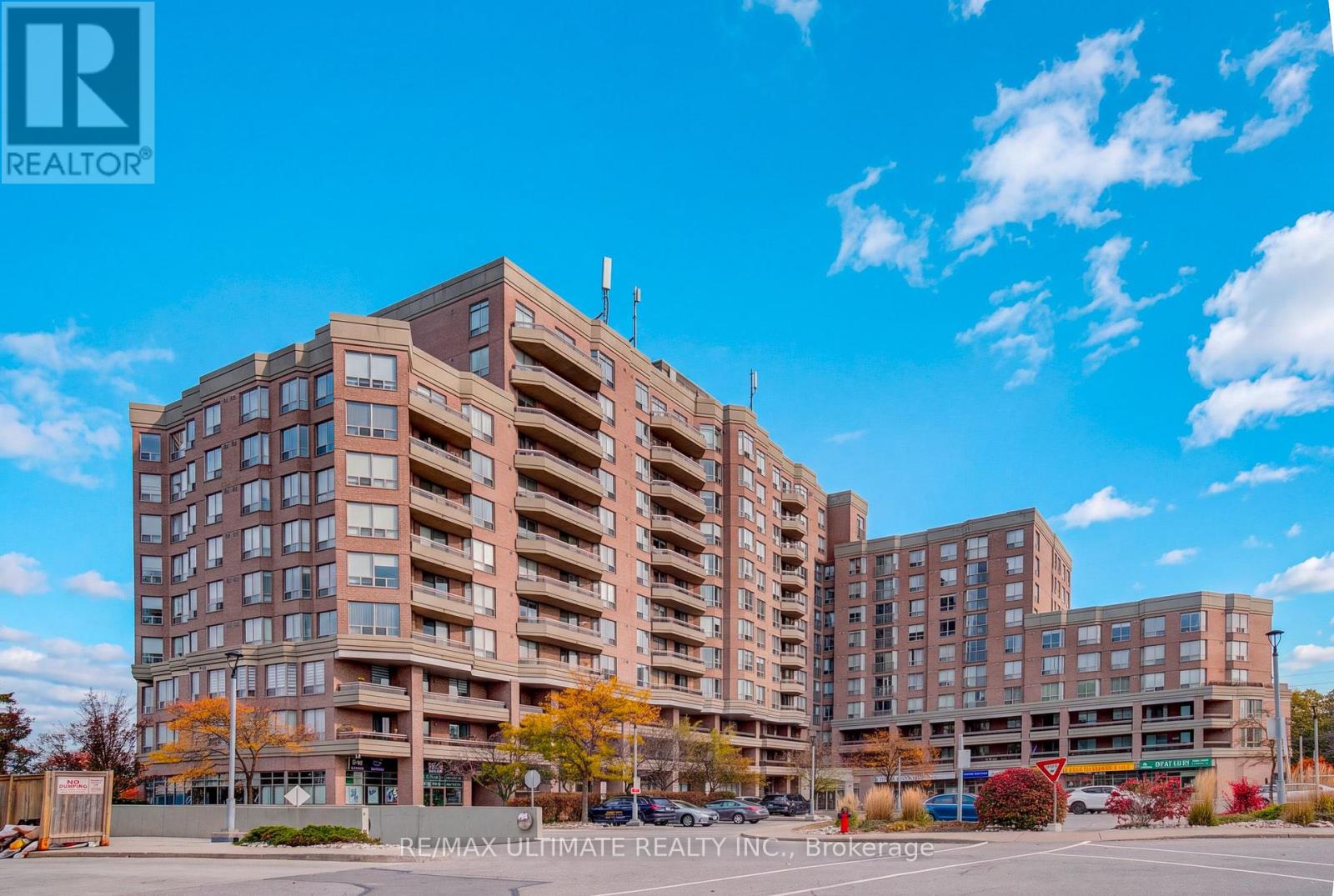 525 - 1700 EGLINTON AVENUE E Property Photo 1