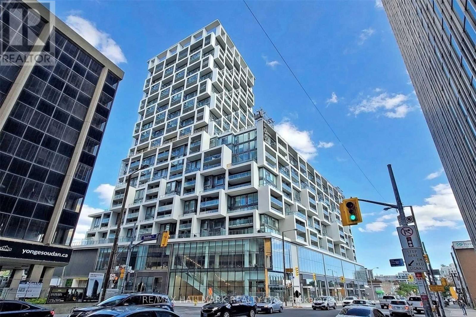 707 - 5 SOUDAN AVENUE Property Photo 1