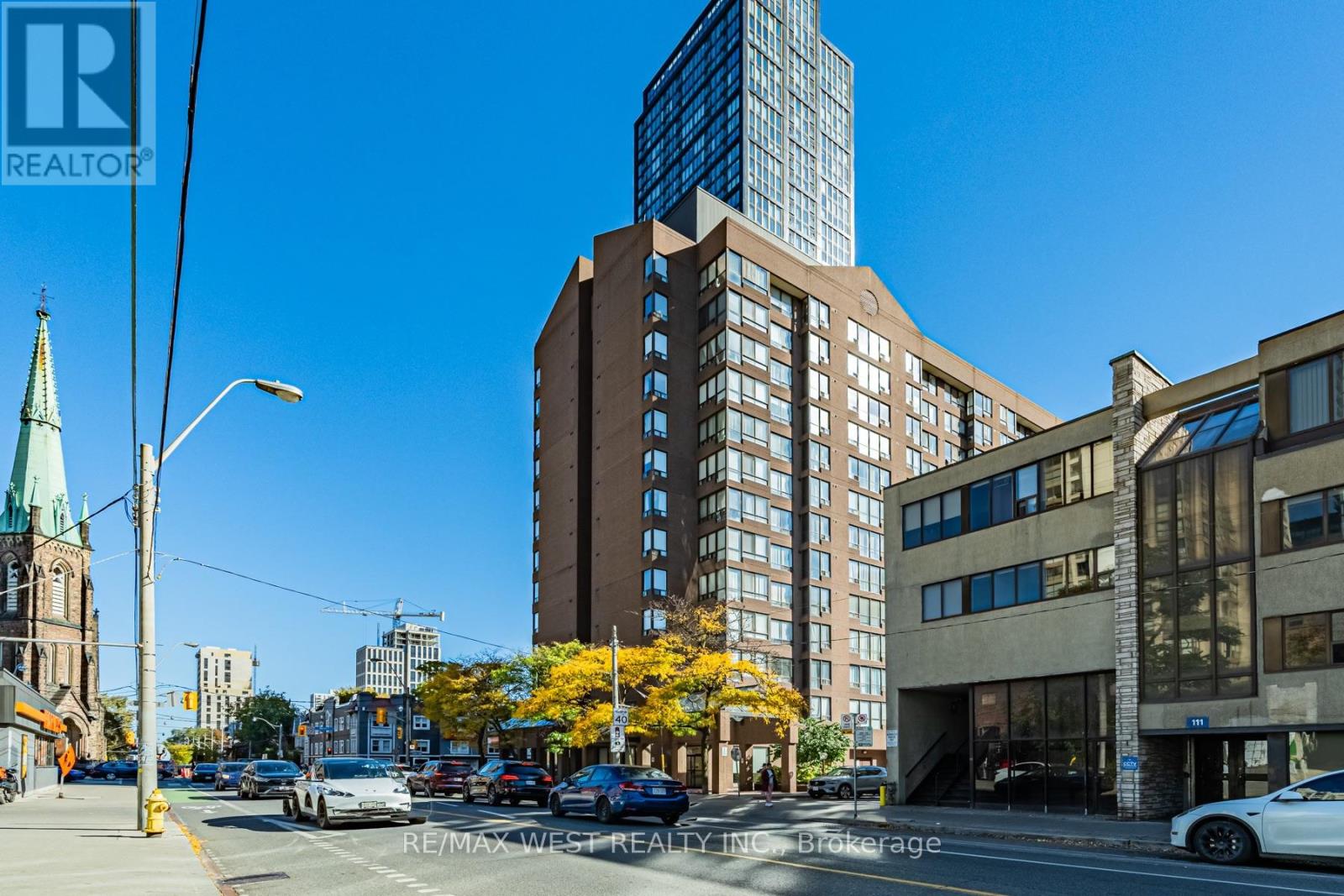 404 - 117 GERRARD STREET E Property Photo 1