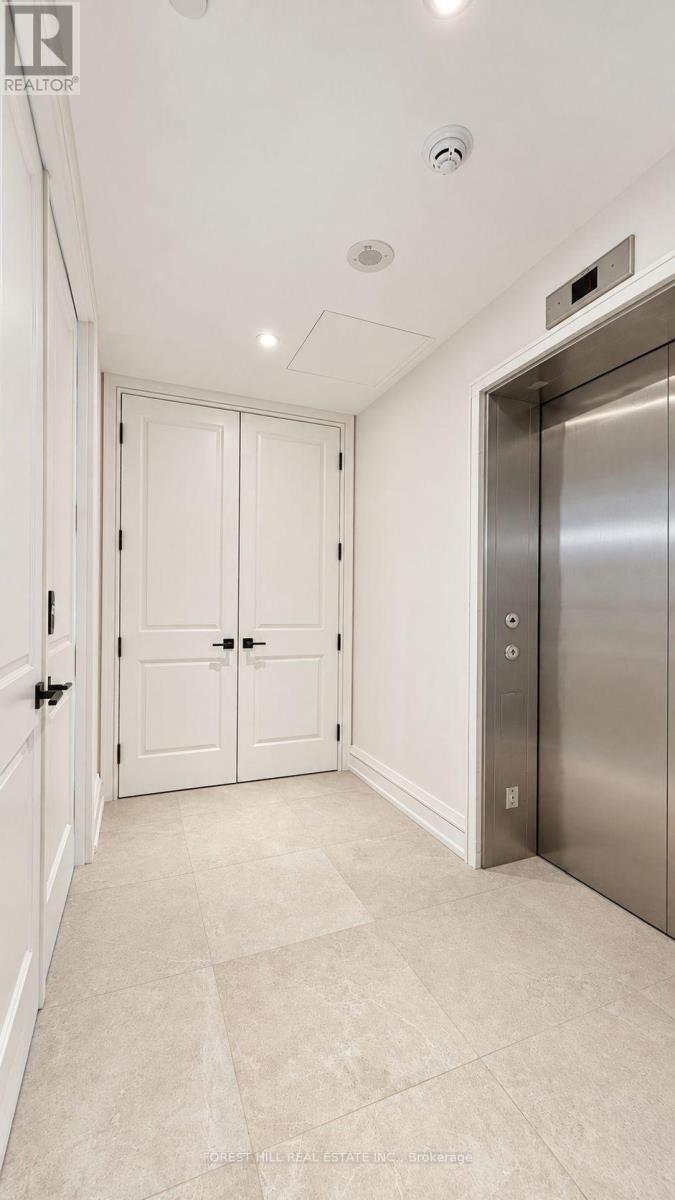 5B - 2010 BATHURST STREET Property Photo 1