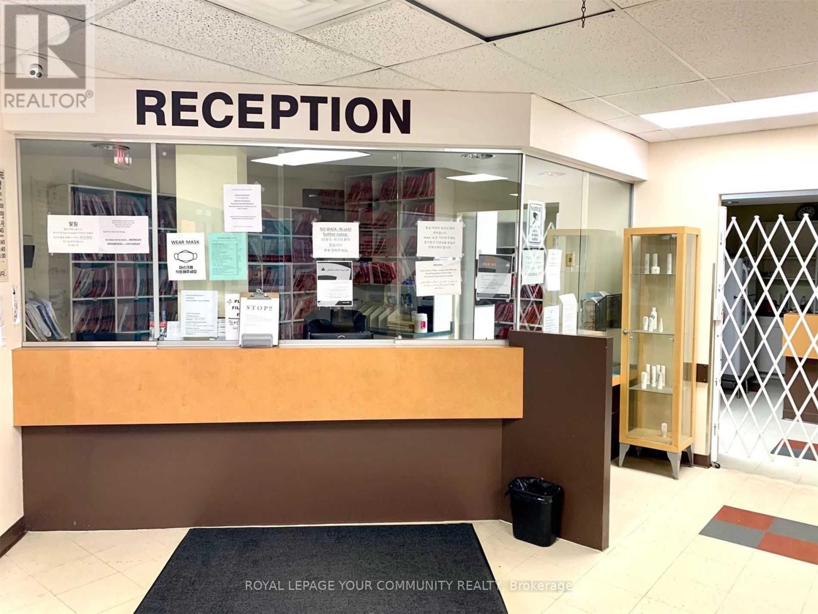 100 - 80 Finch Avenue W Property Photo 2