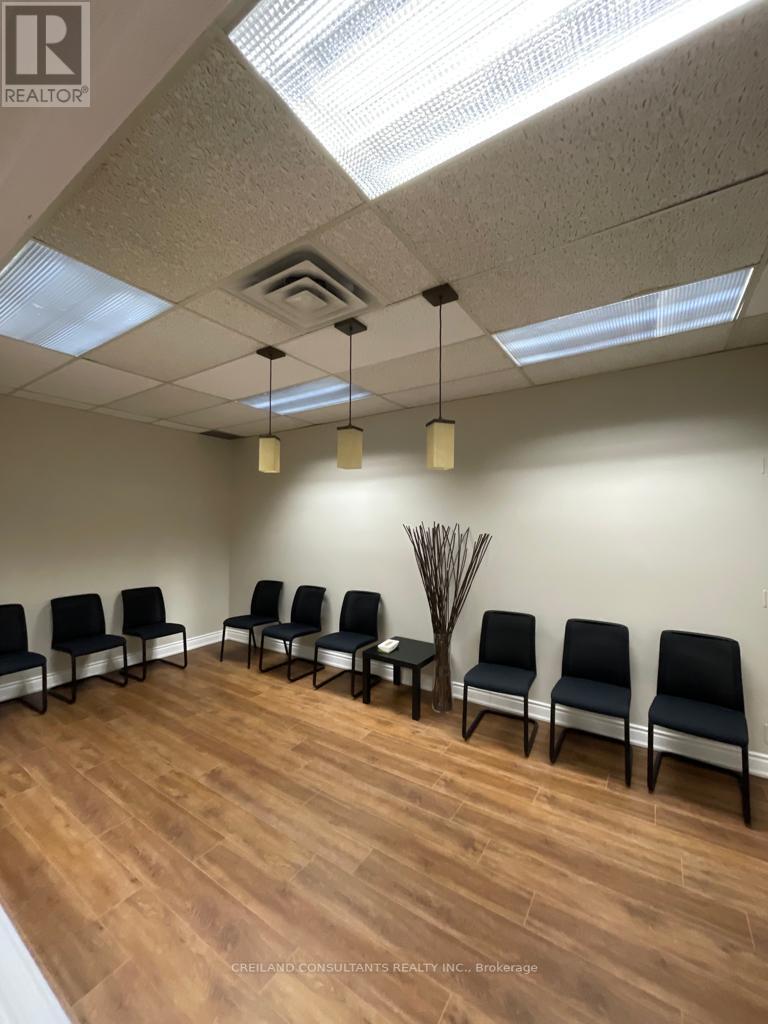 Room C - 234 Eglinton Avenue E Property Photo 4