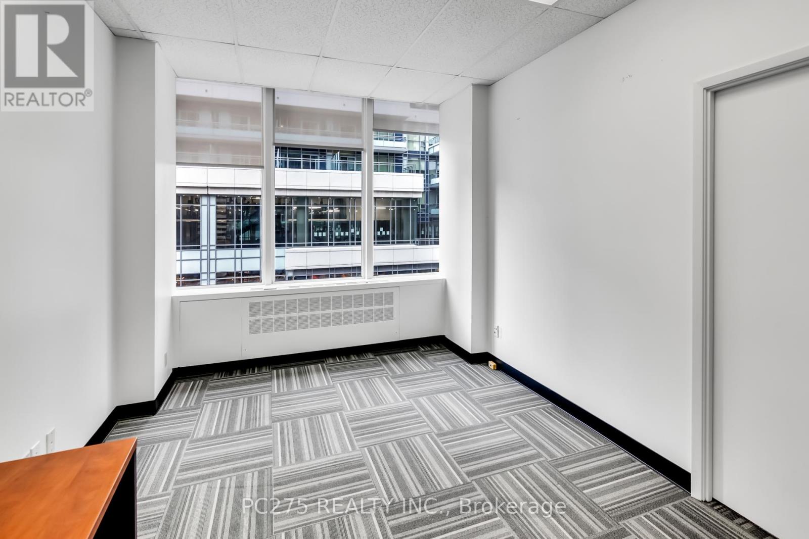 Floor11 - 120 Eglinton Avenue E Property Photo 4