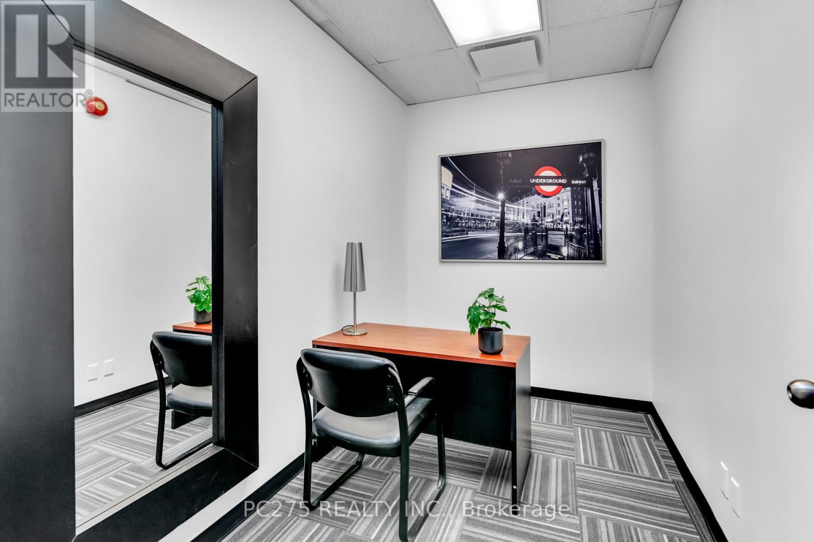 Floor11 - 120 Eglinton Avenue E Property Photo 6