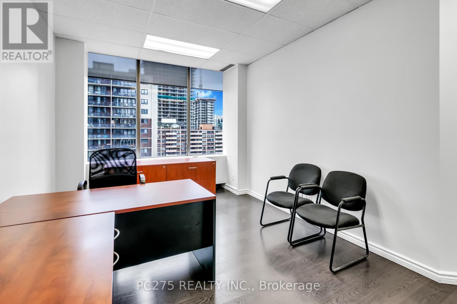 Floor11 - 120 Eglinton Avenue E Property Photo 13