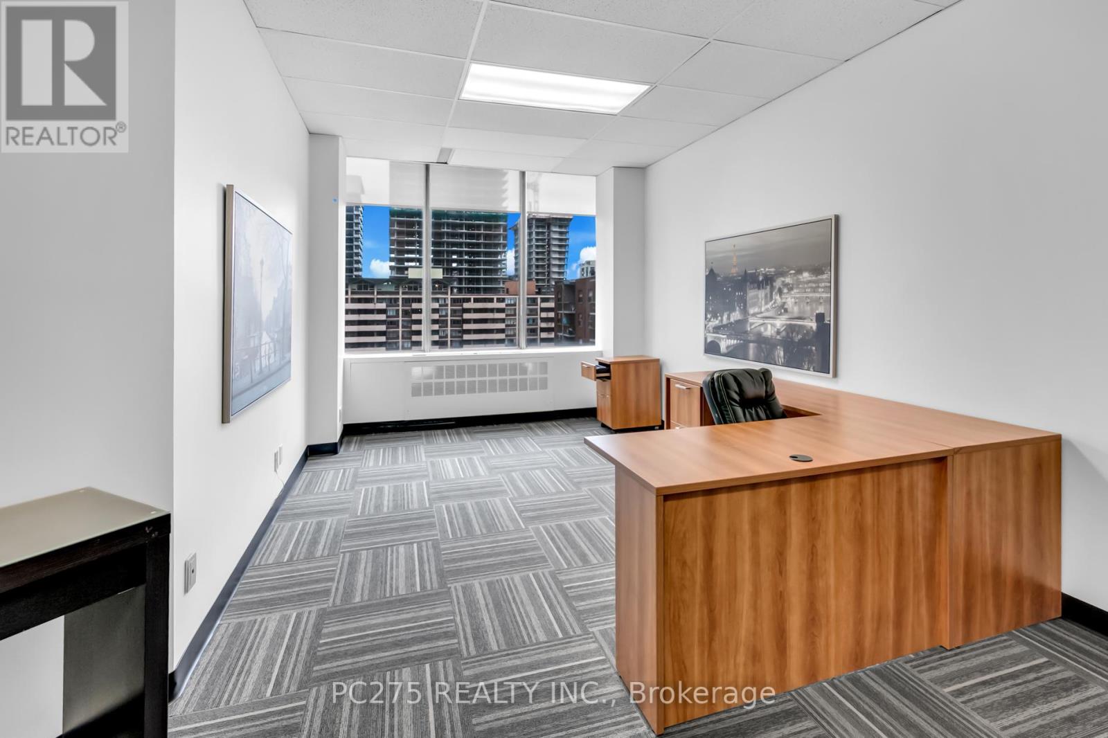 Floor11 - 120 Eglinton Avenue E Property Photo 16