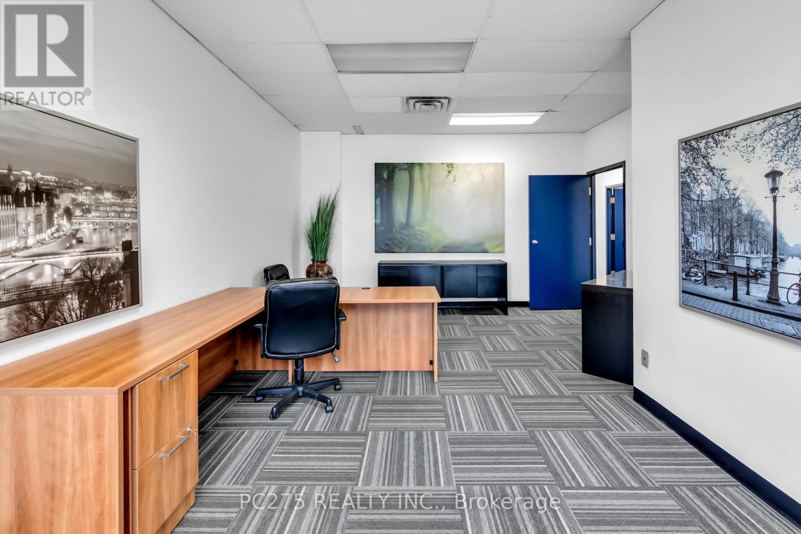 Floor11 - 120 Eglinton Avenue E Property Photo 17