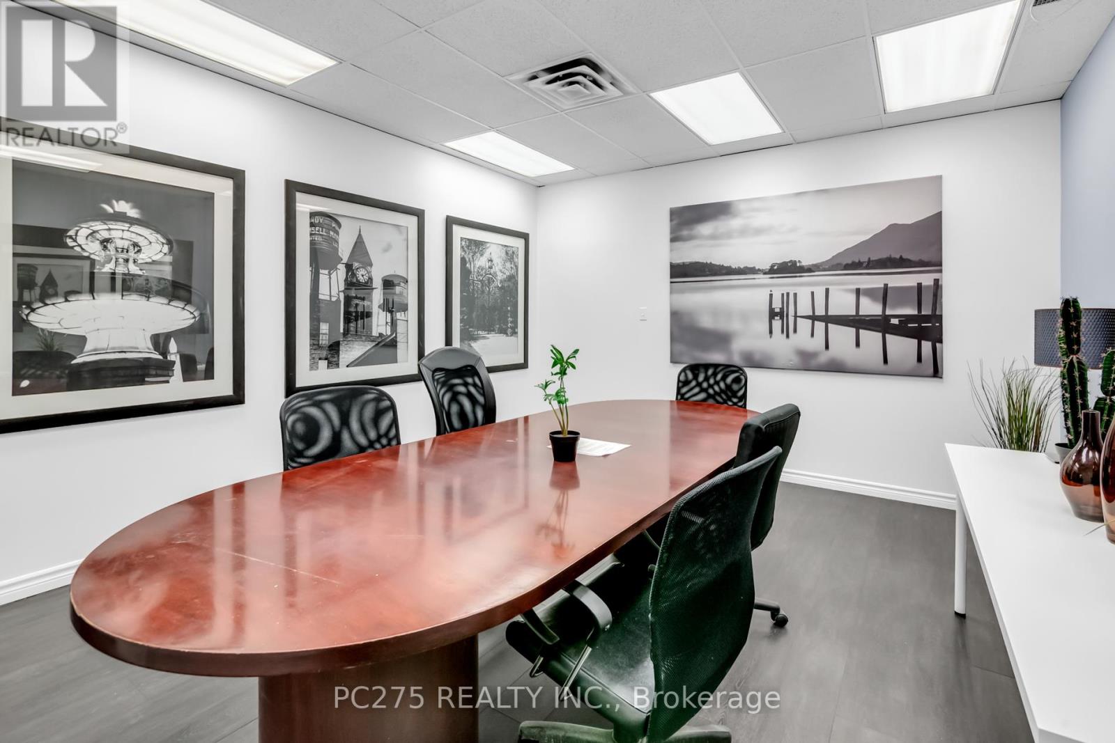 Floor11 - 120 Eglinton Avenue E Property Photo 21