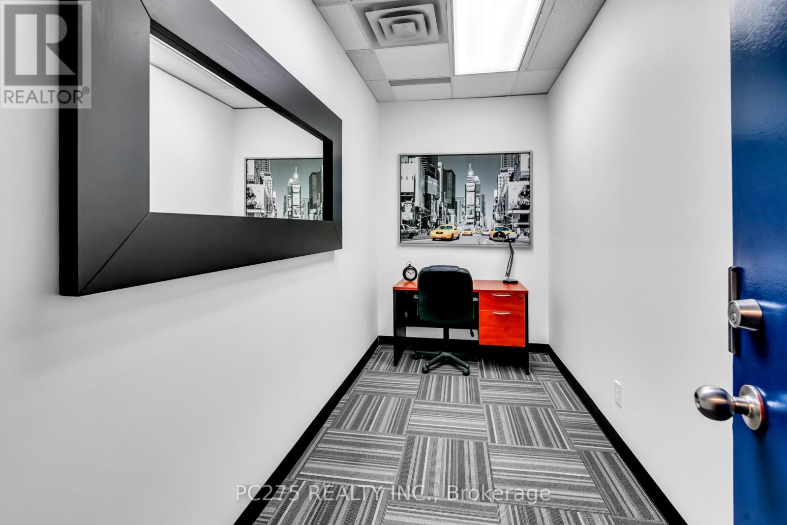 Floor11 - 120 Eglinton Avenue E Property Photo 22