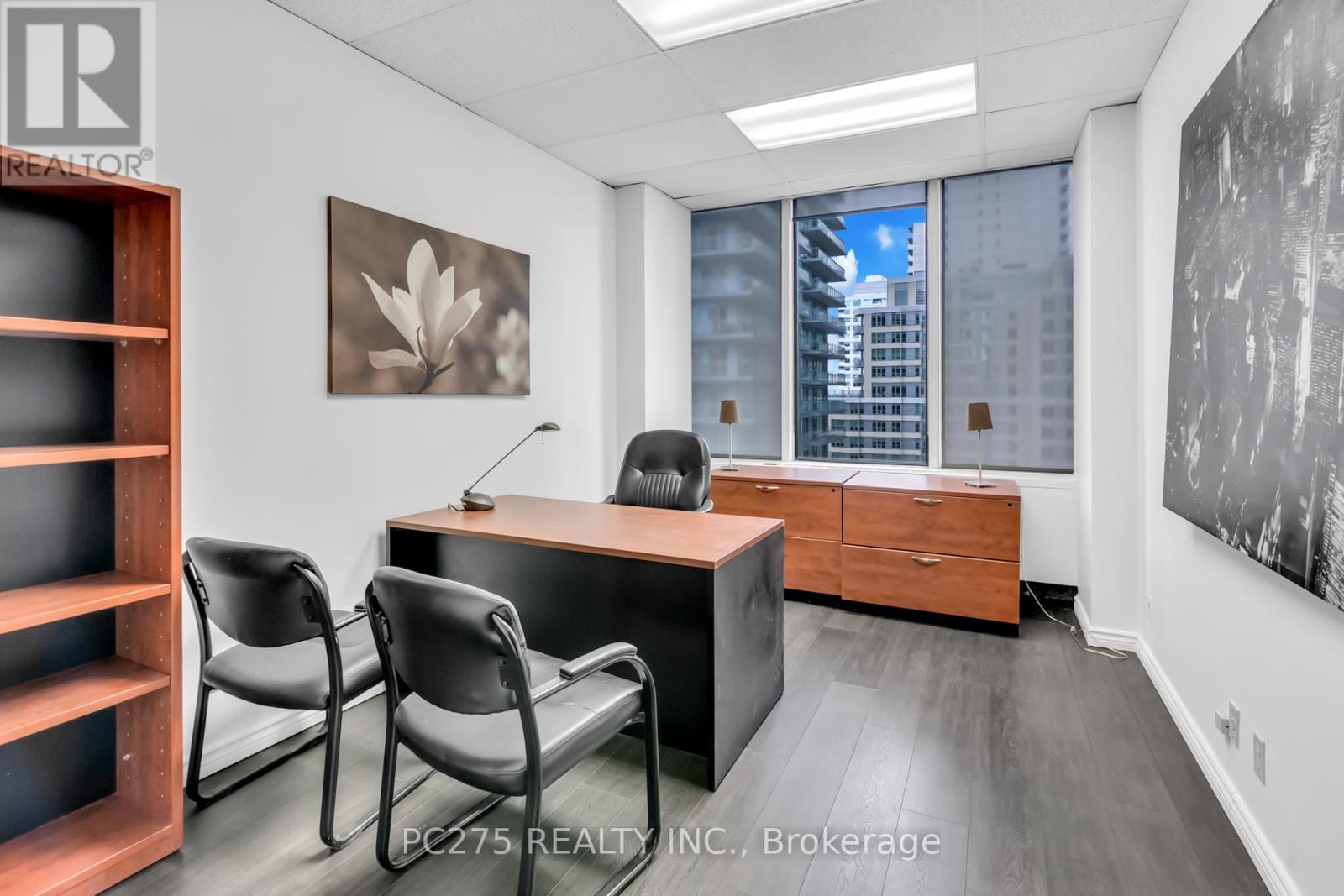 Floor11 - 120 Eglinton Avenue E Property Photo 28