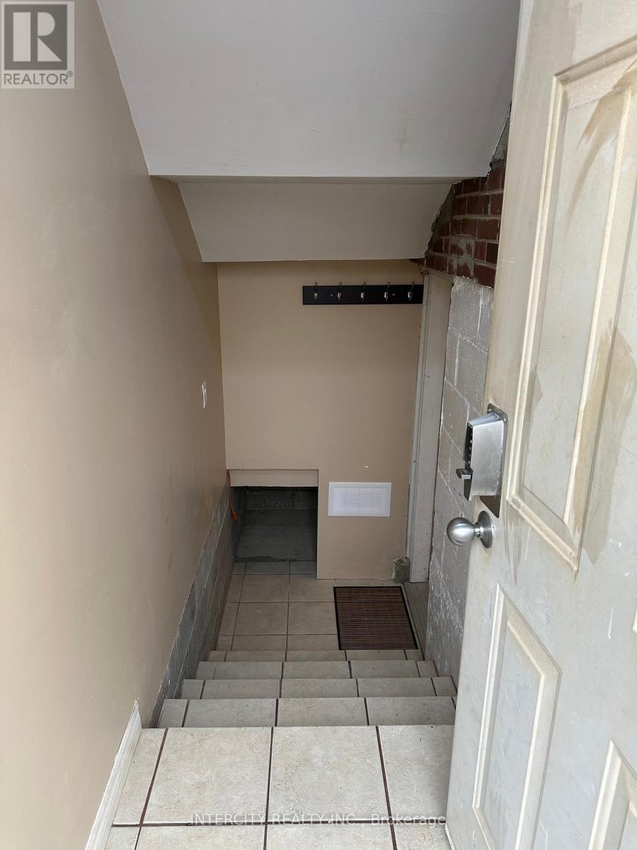 Bsmt - 222 Combe Avenue Property Photo 3