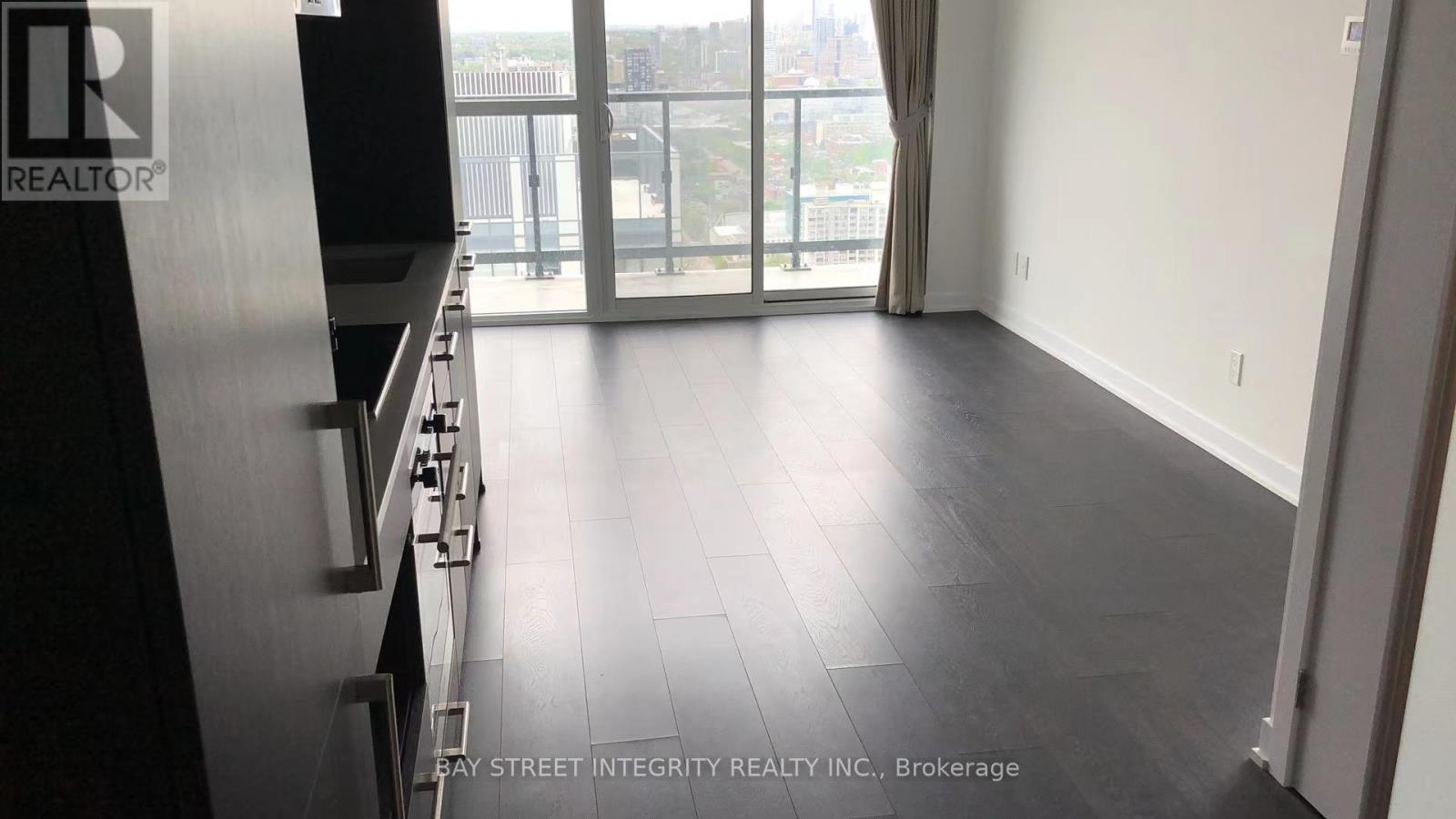 4610 - 87 Peter Street Property Photo 6