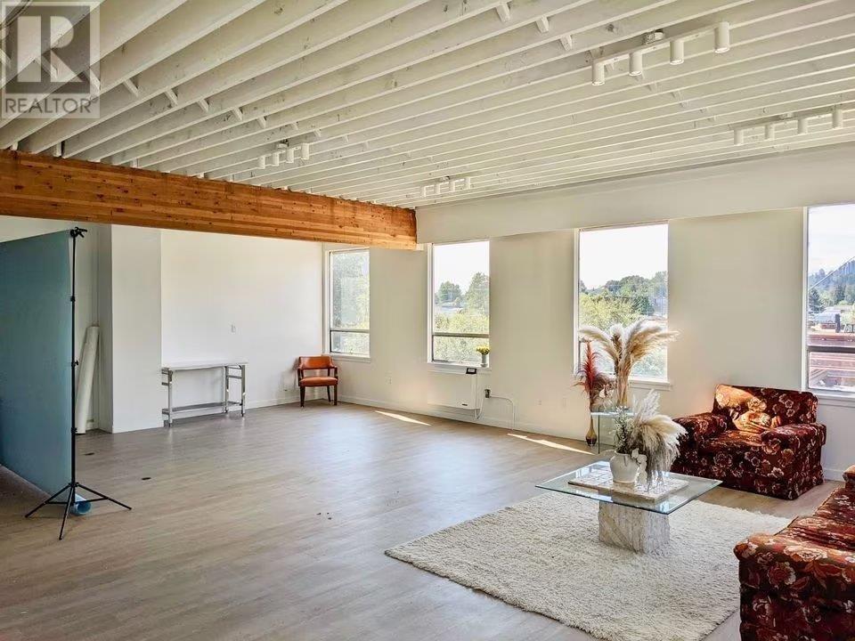 8321 Willard Street Property Photo 2