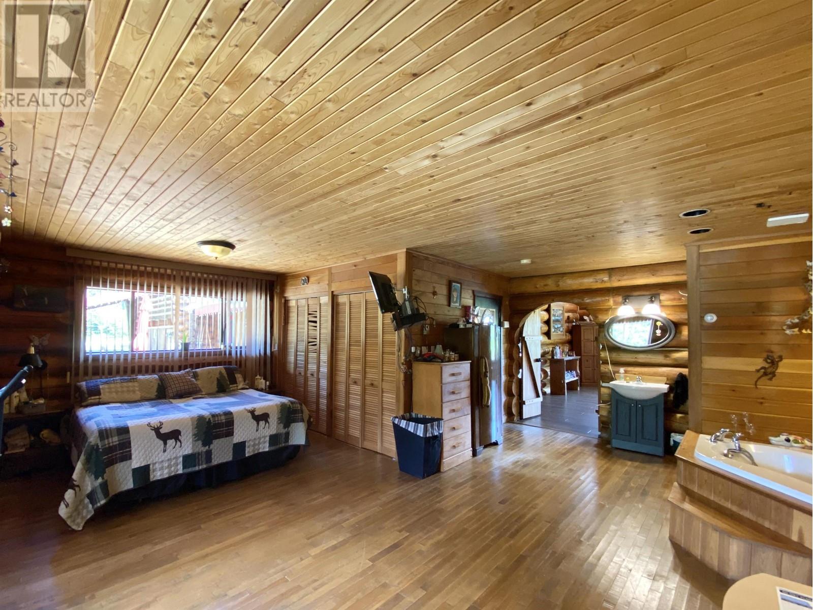 19345 S 5 Highway Property Photo 12