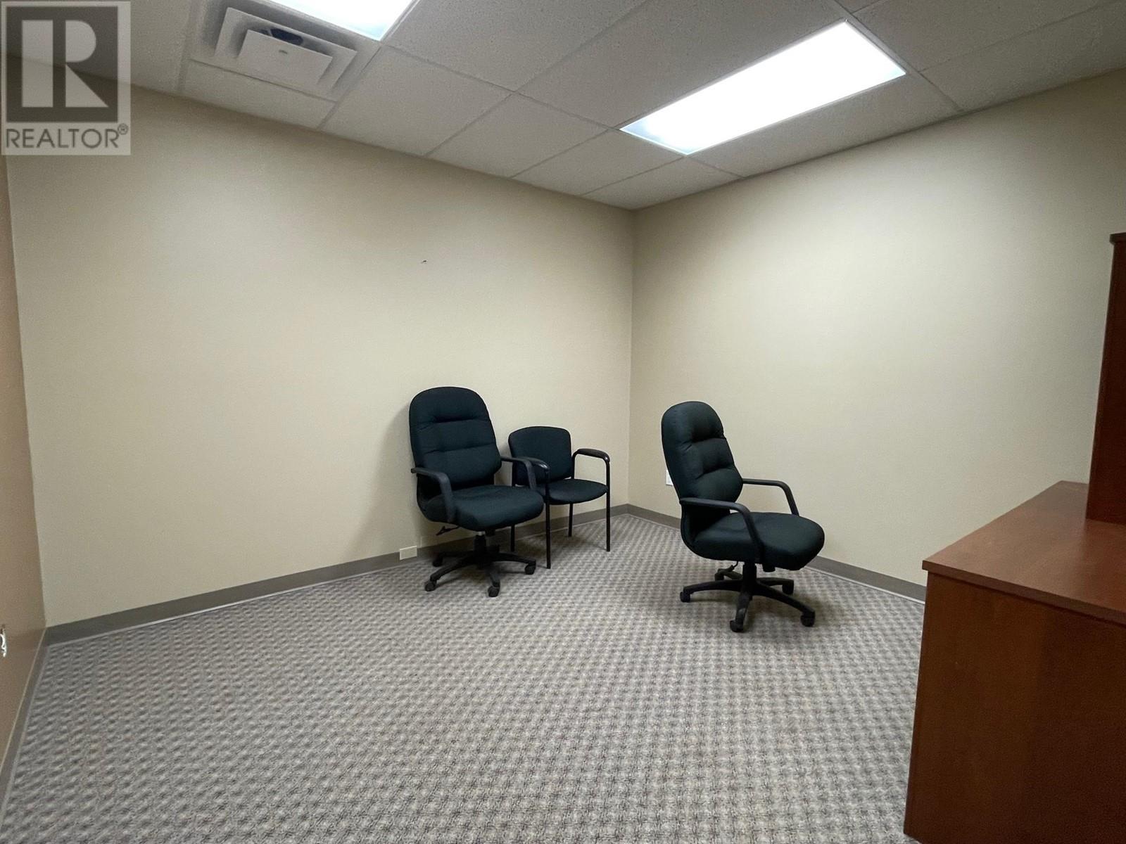 203a 5420 N 50 Avenue Property Photo 8