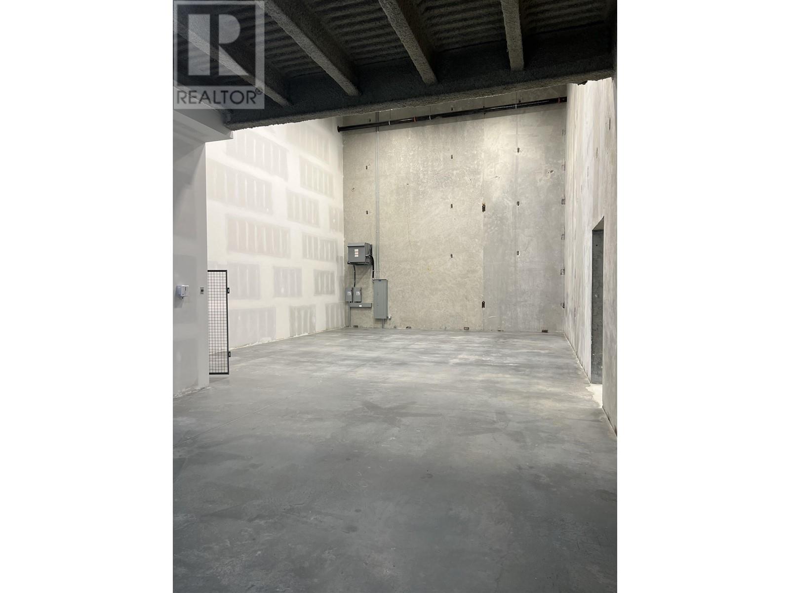 136 8380 Ontario Street Property Photo 5