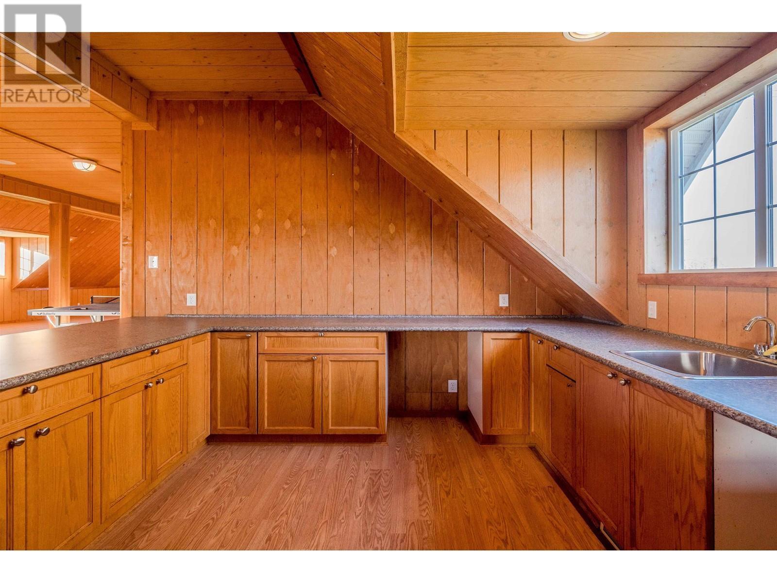 B 12611 Gilbert Road Property Photo 10