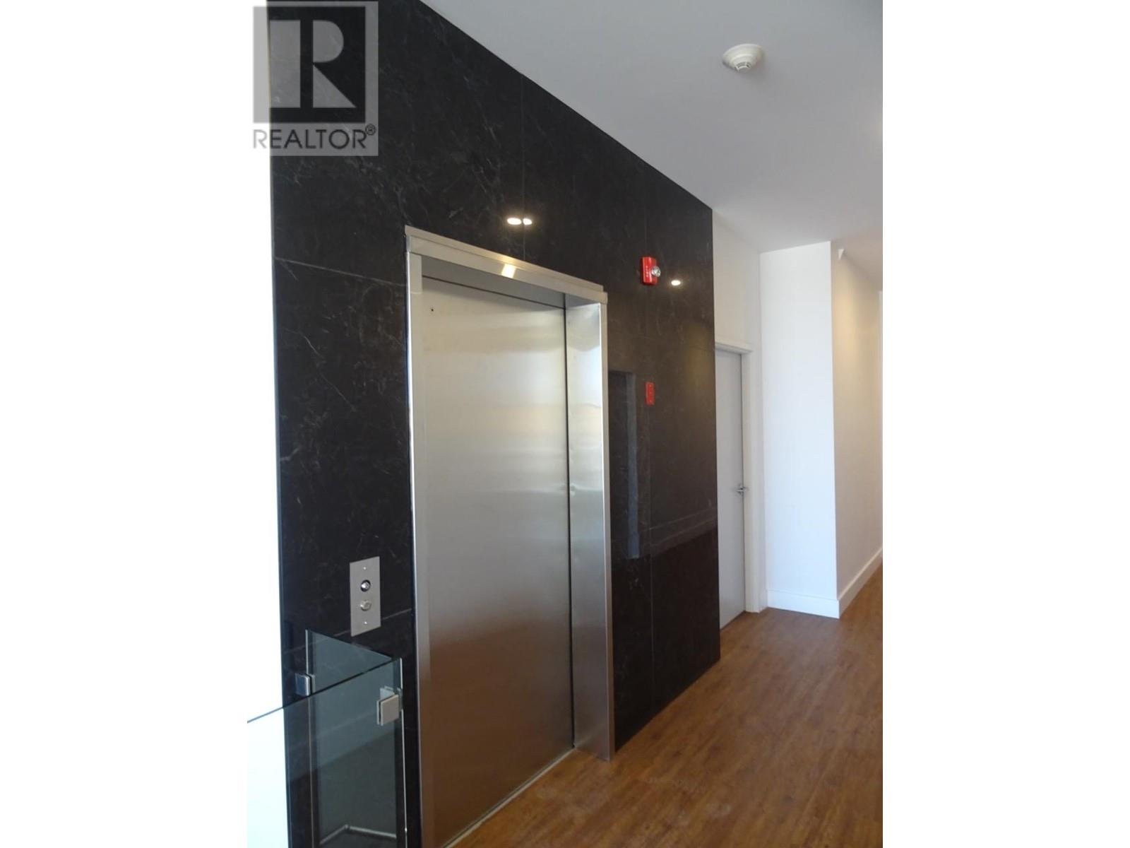 A 10019 103 Avenue Property Photo 10