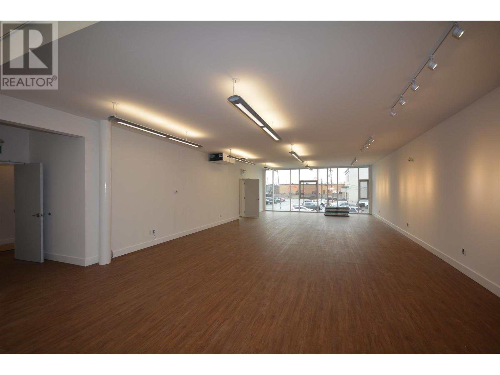 B 10019 103 Avenue Property Photo 15