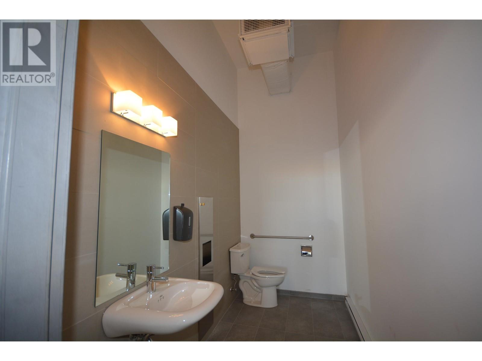 B 10019 103 Avenue Property Photo 22
