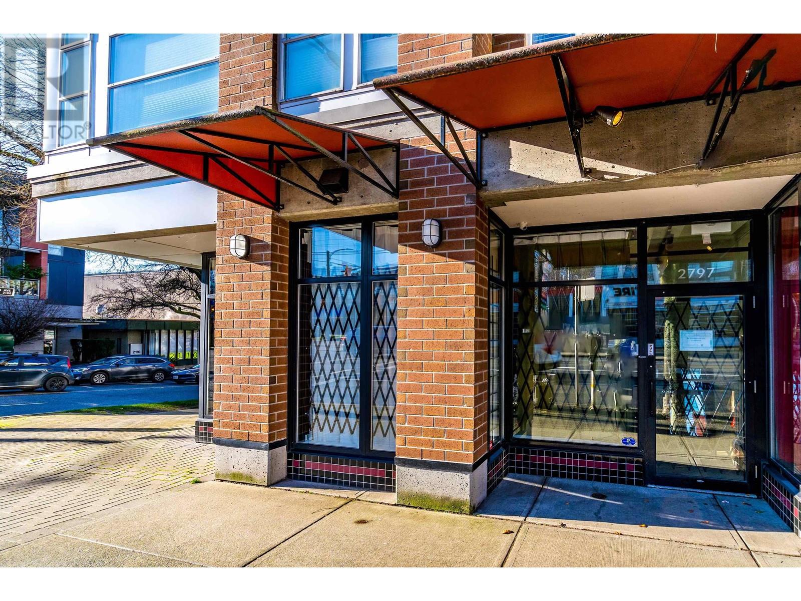 2797 Arbutus Street Property Photo 4