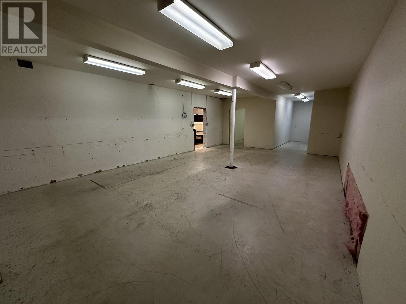 1496 Rupert Street Property Photo 8