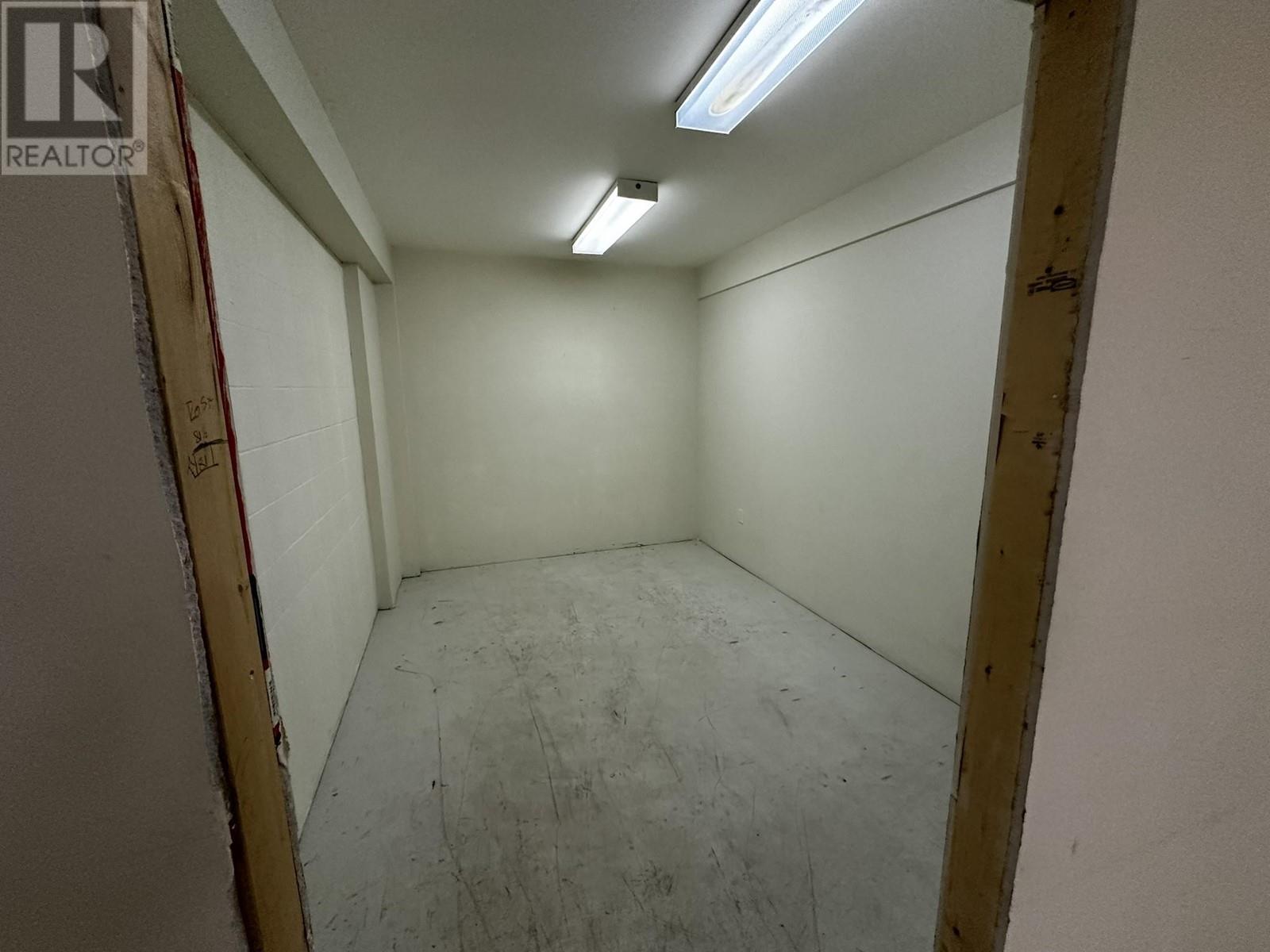 1496 Rupert Street Property Photo 9