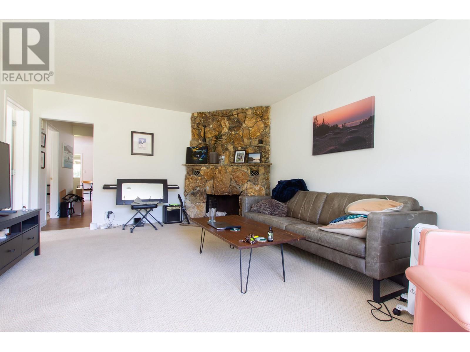 38373 Buckley Avenue Property Photo 2