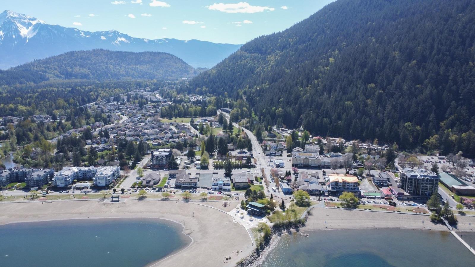 4 120 Esplanade Avenue, Harrison Hot Springs Property Photo 10